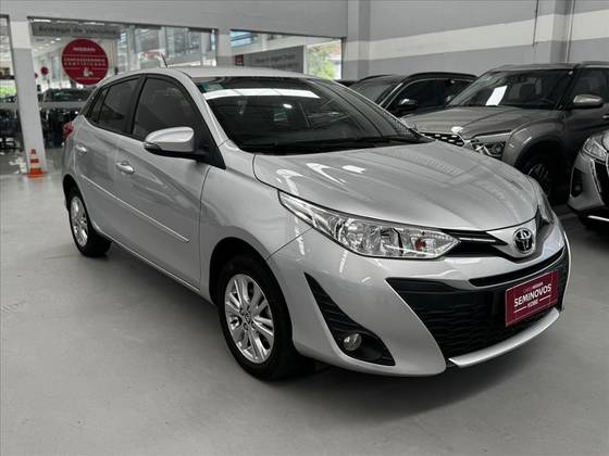 TOYOTA YARIS 1.3 16V FLEX XL MANUAL TOYOTA YARIS 1.3 16V FLEX XL MANUAL